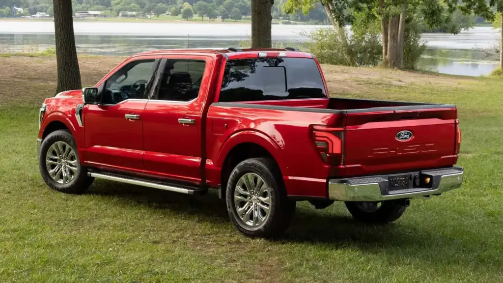 Ford F-150: El incombustible pick-up americano coge impulso para una nueva temporada 30 Motor16 2026 ford f 150 lariat 5 Motor16