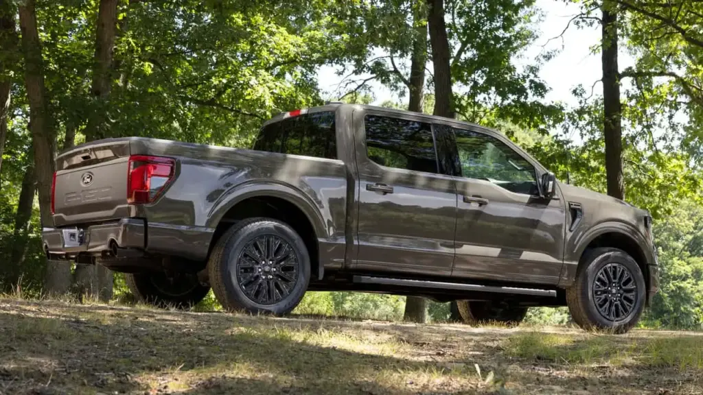 Ford F-150: El incombustible pick-up americano coge impulso para una nueva temporada 38 Motor16 2026 ford f 150 xlt 5 Motor16