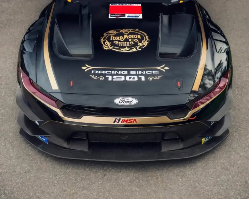 El impresionante Mustang con el que Ford viaja 125 años en el tiempo 1 Motor16 2026 Ford Mustang GT3 Sweepstakes. Imagen detalle.