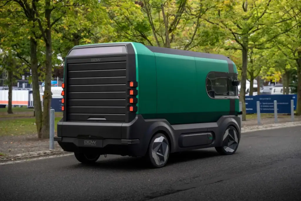 BOW: El ‘cubo’ eléctrico y autónomo con el que Stellantis busca revolucionar el reparto urbano 1 Motor16 2026 Stellantis BOW. Imagen.