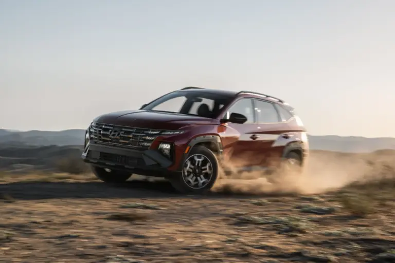 El Hyundai Tucson 2027 estrena cabina digital: más pantalla, más ADAS y acabado off-road XRT