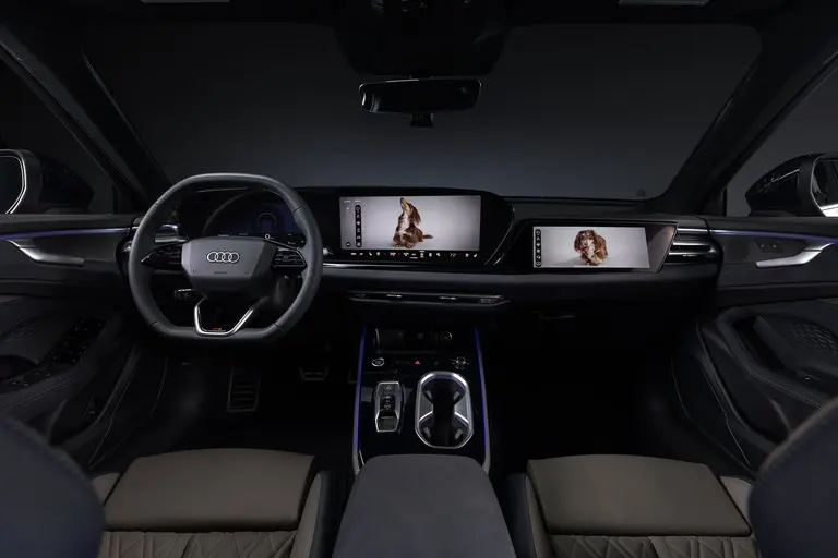 Audi permite personalizar el interior del coche con fotos propias: la imagen de tus  vacaciones o de tu perro en la pantalla multimedia