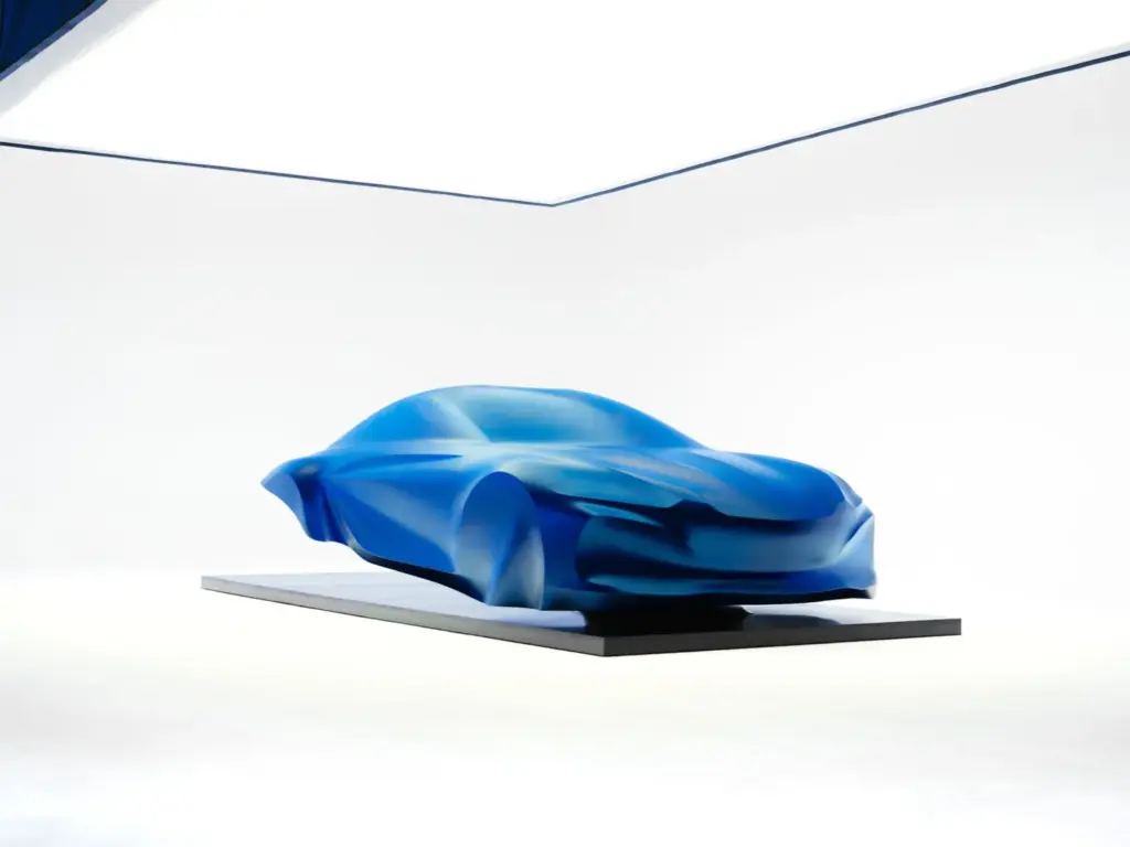 El nuevo Alpine A110 eléctrico muestra sus líneas maestras en una escultura 12 Motor16 El nuevo Alpine A110 eléctrico muestra sus líneas maestras en una escultura