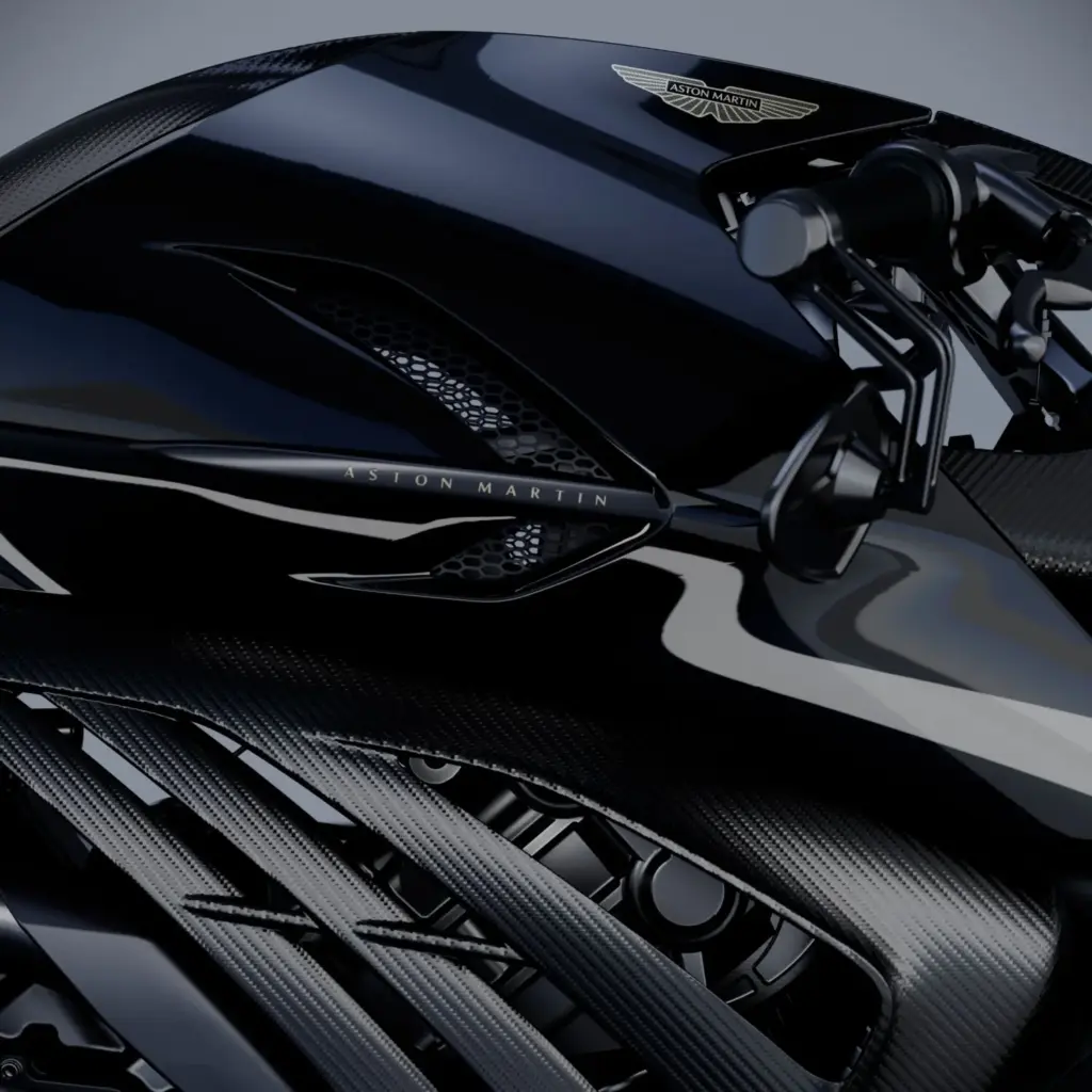 AMB 002 Roadster, así es la primera moto de Aston Martin que se puede usar en carretera 10 Motor16 Aston Martin and Brough Superior AMB 002 Roadster 7 Motor16