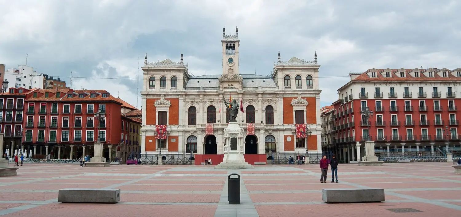 Valladolid corta el centro el 4 de octubre: 500 clásicos en el Motor Vintage 2026