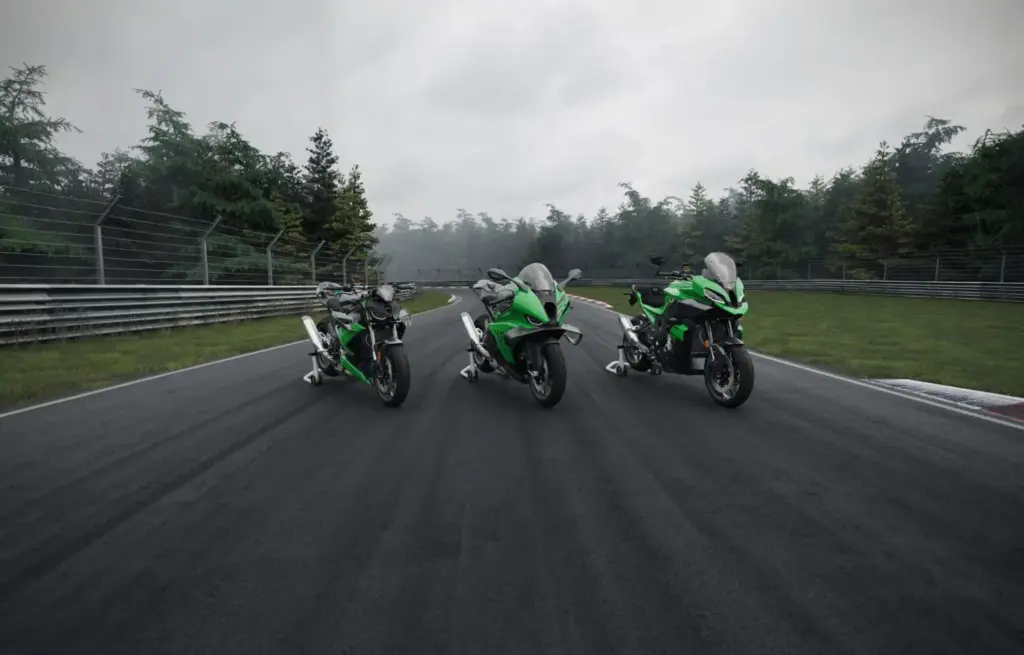 BMW celebra el centenario de Nürburgring con nueve modelos especiales, seis coches y tres motos 2 Motor16 BMW EDICION 100 ANOS NURBURGRING 12 Motor16