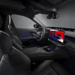 El BMW Serie 3 Neue Klasse estrena cabina digital: pantalla panorámica proyectada y nuevo sistema operativo