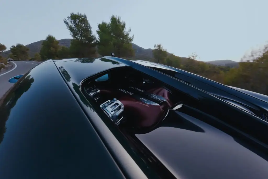 El sonido del V16 del Bugatti Tourbillon exige miles de horas para cumplir la norma de ruido europea sin perder carácter 1 Motor16 Bugatti Tourbillon: tres años para que su V16 suene como suena