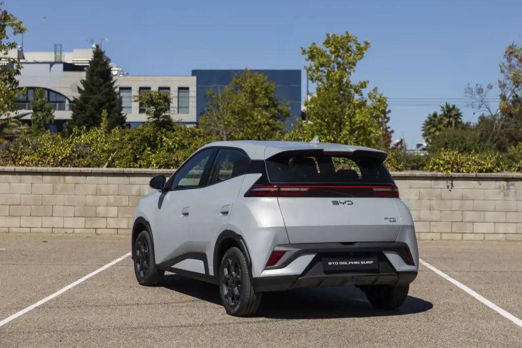 El BYD Dolphin Surf supera las 3.600 matriculaciones y se afianza como tercer eléctrico más vendido en España 1 Motor16 BYD Dolphin Surf actualizacion 16 Motor16