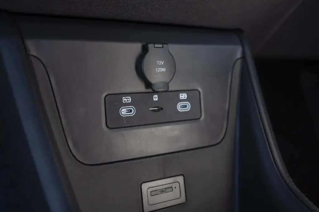 El BYD Dolphin Surf se actualiza con mejoras digitales y añade la quinta plaza 20 Motor16 BYD Dolphin Surf actualizacion 28 Motor16