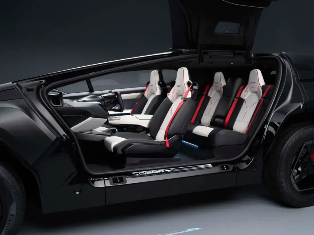 Nueva marca y no es china: CEER presenta el EXOBOT, el primer modelo de la nueva marca eléctrica de Arabia Saudí 4 Motor16 CEER EXOBOT 28 Motor16