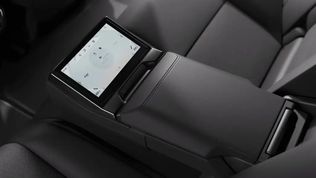 Nueva marca y no es china: CEER presenta el EXOBOT, el primer modelo de la nueva marca eléctrica de Arabia Saudí 38 Motor16 CEER EXOBOT 34 Motor16