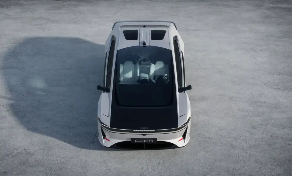 Nueva marca y no es china: CEER presenta el EXOBOT, el primer modelo de la nueva marca eléctrica de Arabia Saudí 13 Motor16 CEER EXOBOT 9 Motor16