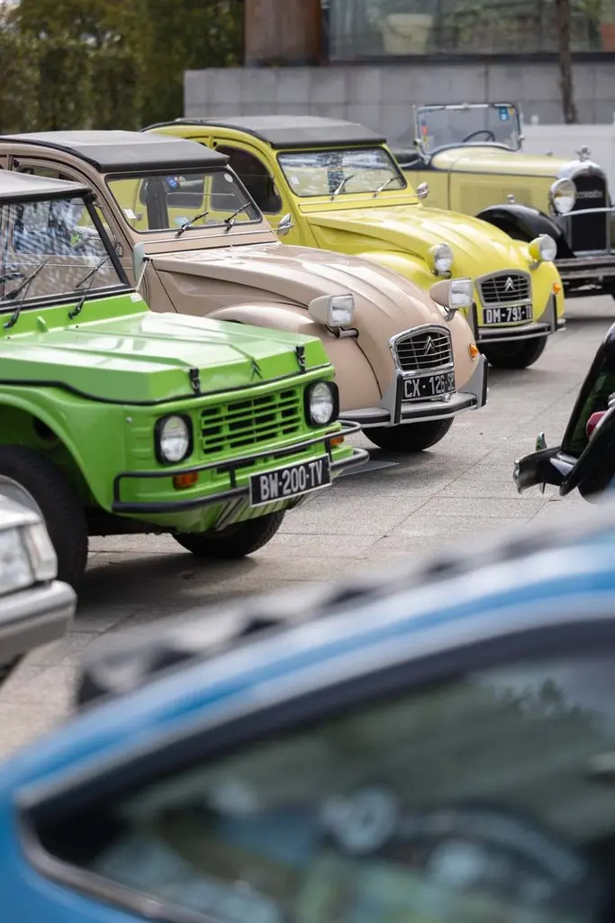 Citroën conquista París con nueve iconos de su historia que este año celebran un aniversario redondo 19 Motor16 CITROEN CLASSIC TOUR PARIS SEPTIEMBRE 202614 Motor16