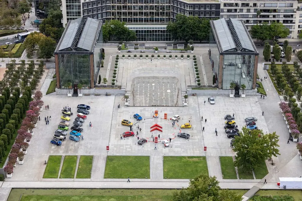 Citroën conquista París con nueve iconos de su historia que este año celebran un aniversario redondo 23 Motor16 CITROEN CLASSIC TOUR PARIS SEPTIEMBRE 202618 Motor16