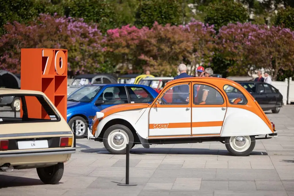 Citroën conquista París con nueve iconos de su historia que este año celebran un aniversario redondo 2 Motor16 Classic Tour Citroën