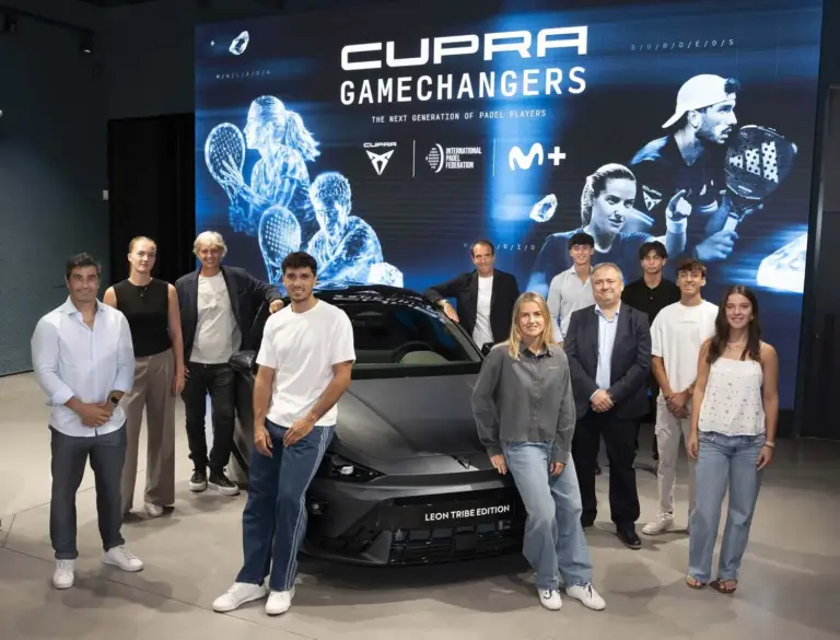 CUPRA y Movistar Plus estrenan ‘Gamechangers’, el documental que retrata el sueño de los futuros cracks del pádel