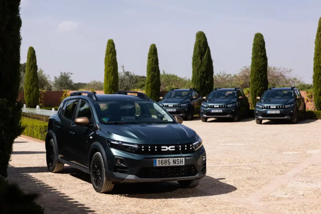 Probamos el Dacia Sandero Hybrid: al líder le sienta muy bien el híbrido 5 Motor16 DACIA SANDERO HYBRID 1 Motor16