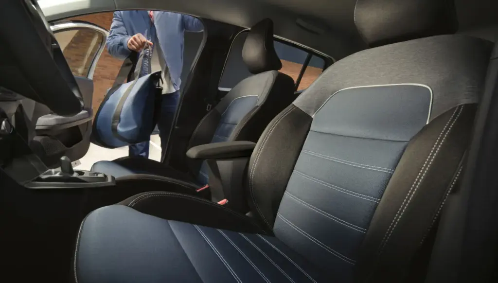 Probamos el Dacia Sandero Hybrid: al líder le sienta muy bien el híbrido 3 Motor16 DACIA SANDERO HYBRID 7 Motor16