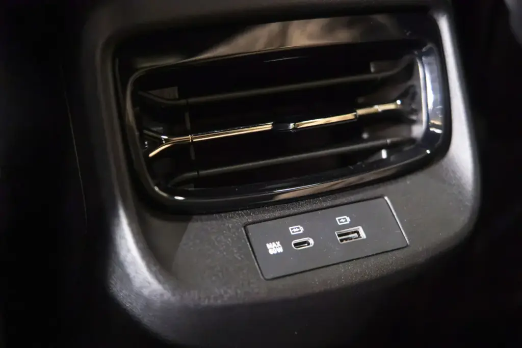 Primera prueba con el Dongfeng Mage PHEV. Amplio, aparente y eficiente 14 Motor16 Dongfeng Mage 8 Motor16