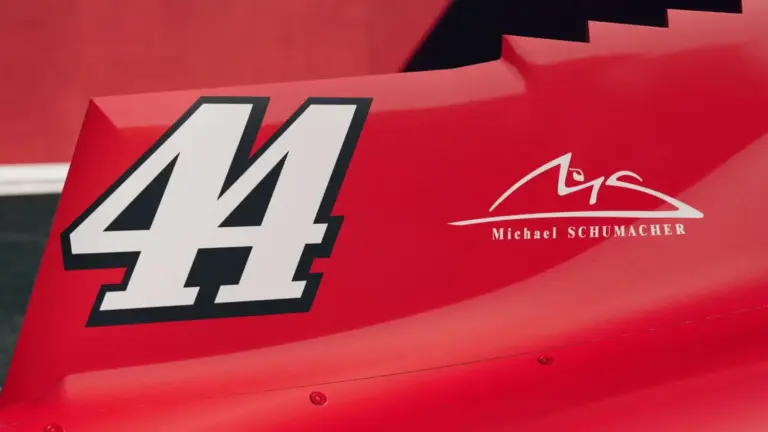 Ferrari homenajea a Schumacher en Monza: la decoración especial 30 años después de su fichaje