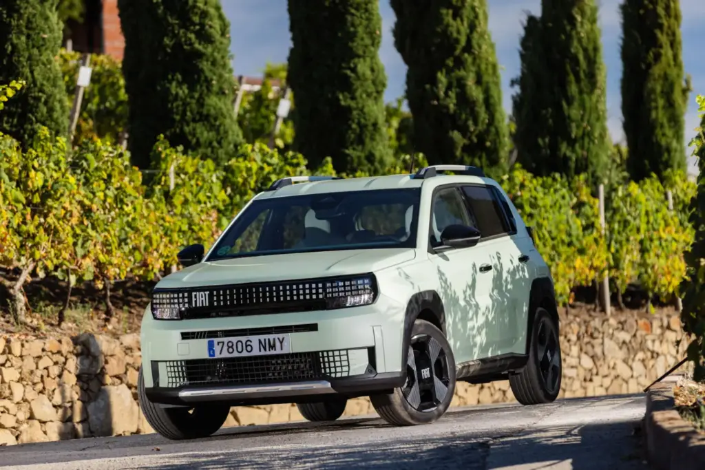 Primera prueba del Fiat Grande Panda, desde 14.950 euros 23 Motor16 Fiat Grande Panda prueba 20 Motor16