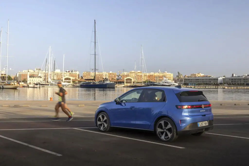 Polo 28 Motor16 Fotos Volkswagen ID. Polo 28 Motor16