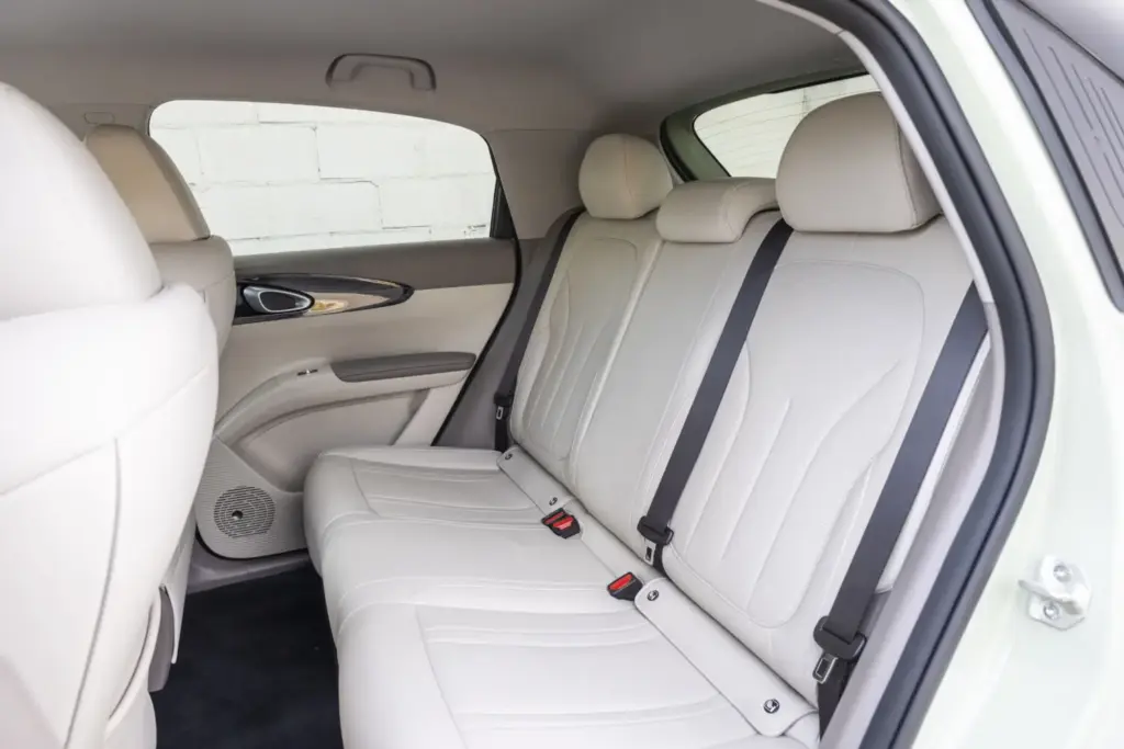 Primera prueba con el nuevo Geely E2. Un eléctrico urbano con modales europeos 2 Motor16 Geely E2 19 Motor16