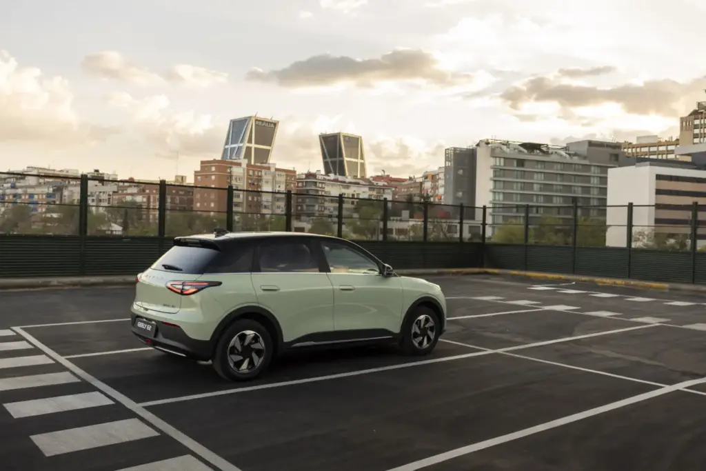 Primera prueba con el nuevo Geely E2. Un eléctrico urbano con modales europeos 15 Motor16 Geely E2 4 Motor16