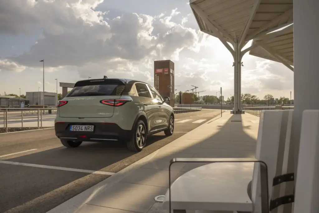 Primera prueba con el nuevo Geely E2. Un eléctrico urbano con modales europeos 10 Motor16 Geely E2 7 Motor16