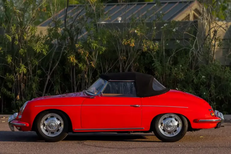 El Porsche 356B Roadster de 1961 con historial de carreras y preparación de Duane Spencer sale a subasta