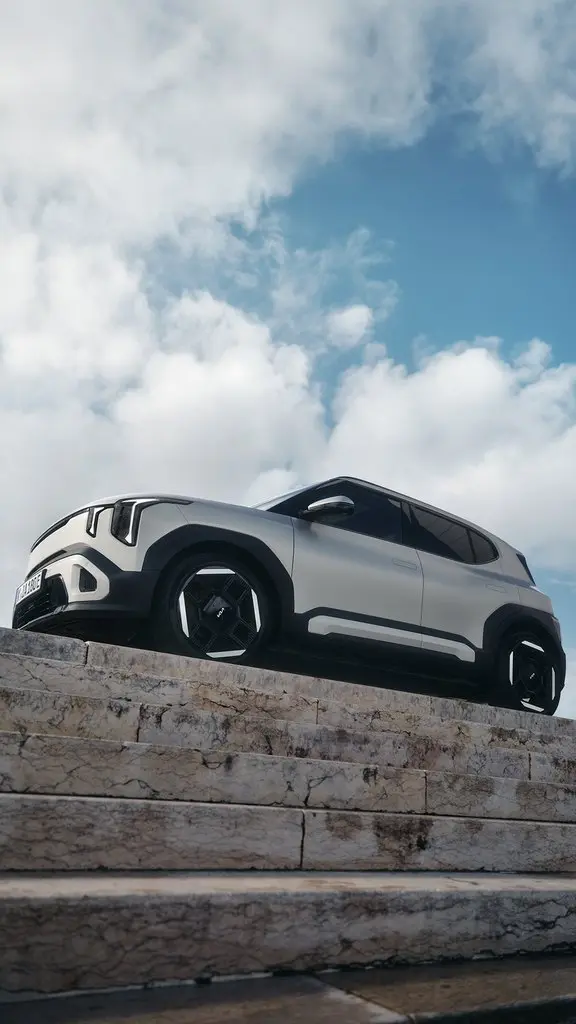 Kia pone el EV2 en manos de cuatro creadores de contenido para contar sus "primeras veces" más personales 2 Motor16 Kia EV2