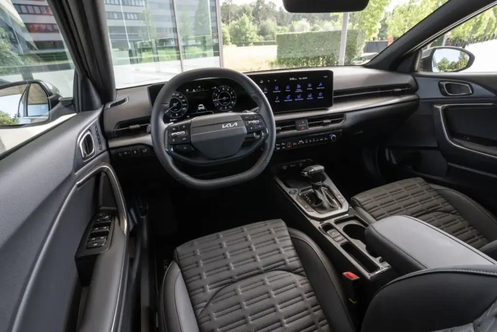 El nuevo Kia XCeed y sus renovados argumentos para seguir siendo un éxito 3 Motor16 KIA XCEED 2026 9 Motor16