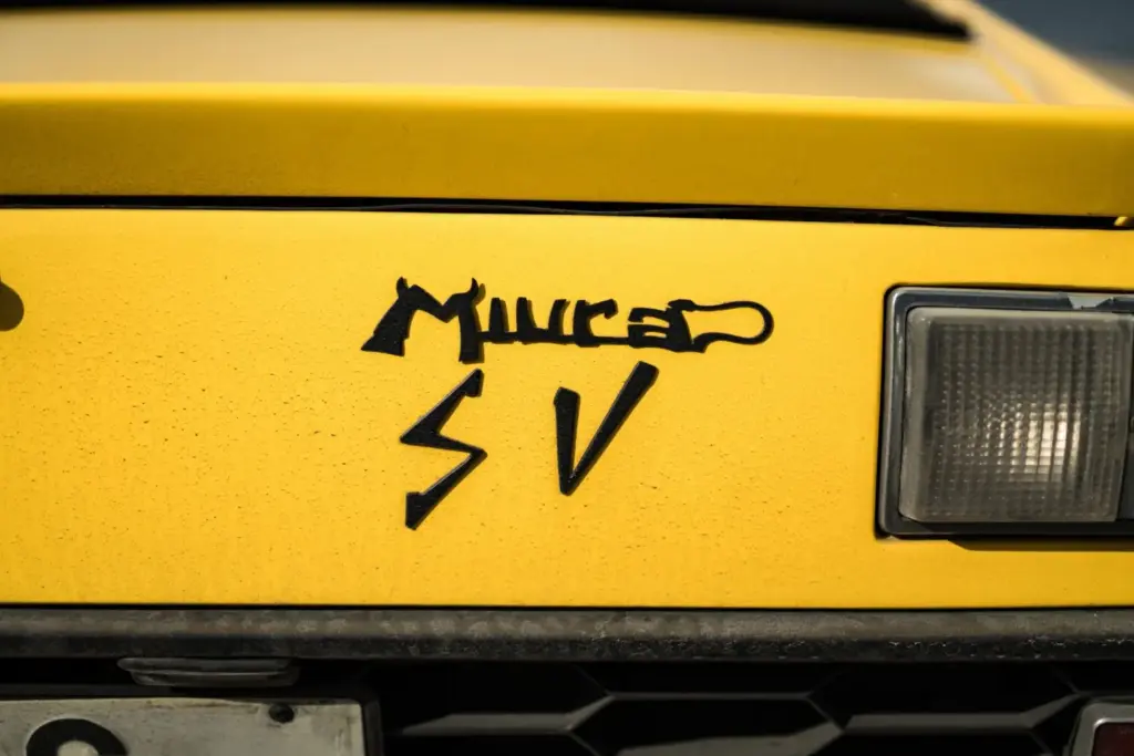 Super Veloce, 55 años de la filosofía más radical de Lamborghini: del Miura SV al Revuelto SV híbrido de 1.065 CV 25 Motor16 LAMBORGHINI MIURA SV 5 Motor16