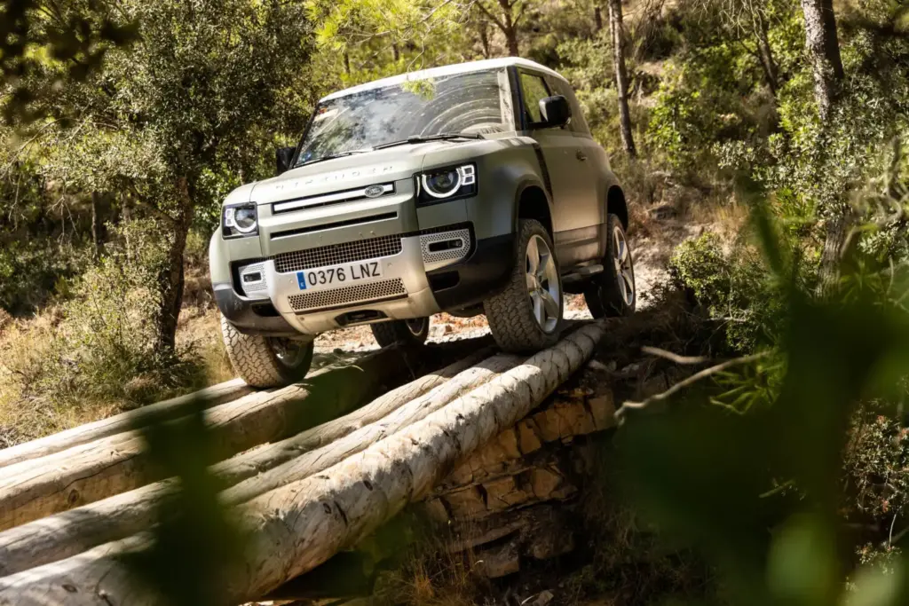 Land Party 2026: Más de 600 Land Rover se dieron cita en Les Comes 12 Motor16 Land Party 2026 109 Motor16