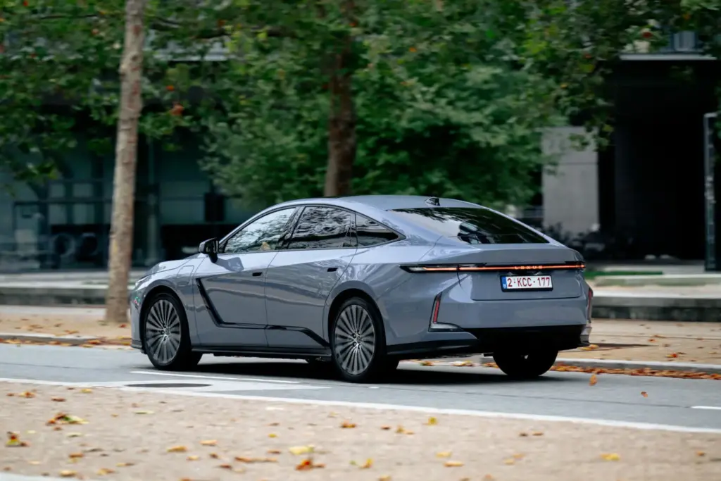 Al volante del nuevo Lexus ES 2027: El representante de todo un legado 2 Motor16 Lexus ES 2027 32 Motor16
