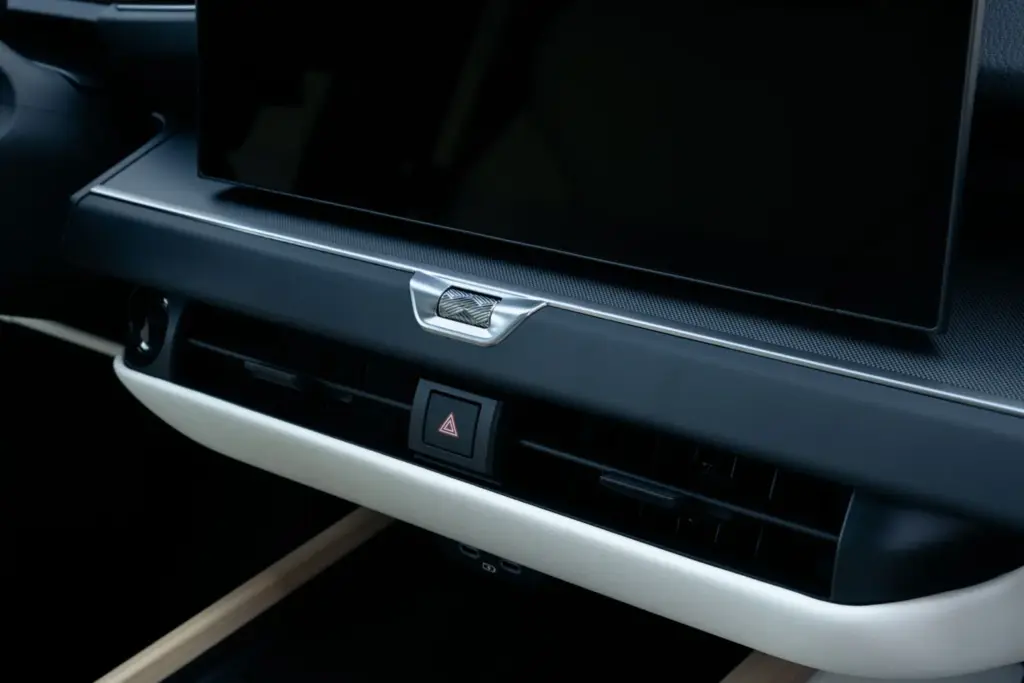 Al volante del nuevo Lexus ES 2027: El representante de todo un legado 46 Motor16 Lexus ES 2027 43 Motor16