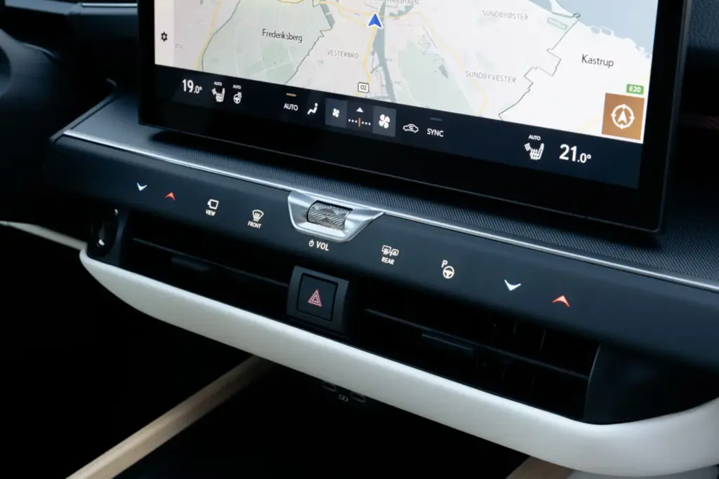 Al volante del nuevo Lexus ES 2027: El representante de todo un legado 47 Motor16 Lexus ES 2027 44 Motor16