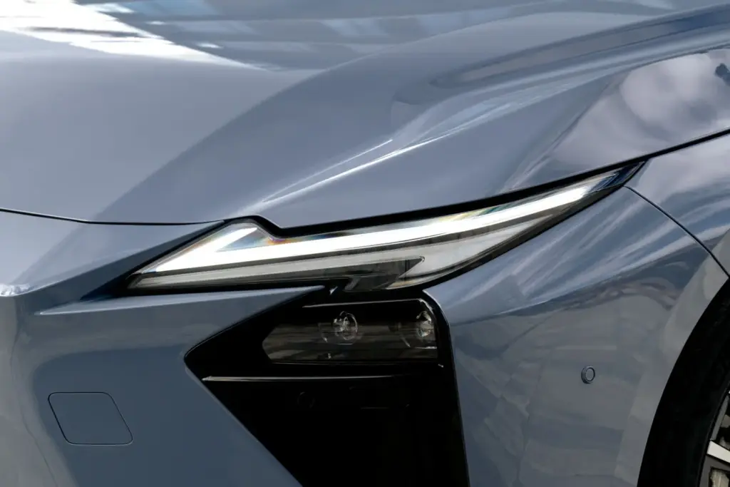 Al volante del nuevo Lexus ES 2027: El representante de todo un legado 12 Motor16 Lexus ES 2027 9 Motor16