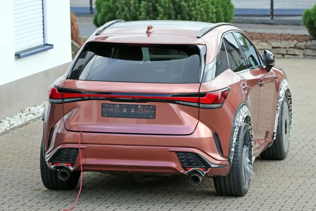 Fotos espía del Lexus RX Morizo RR: el SUV que cambia las reglas del juego 26 Motor16 Lexus RX Morizo RR espia 22 Motor16