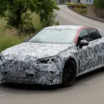 Fotos espía del Mercedes-AMG Clase C eléctrico: ¿Una amenaza para el BMW i3 M?