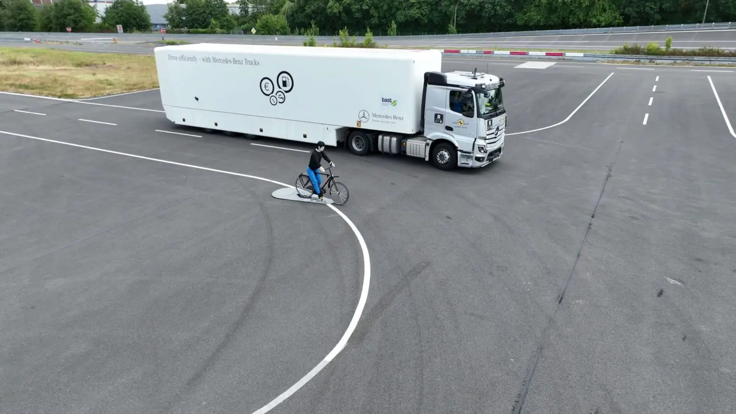 Marcas más seguras en España: la DGT desvela quién matricula más coches 5 estrellas Euro NCAP 1 Motor16 Euro NCAP 5 estrellas España