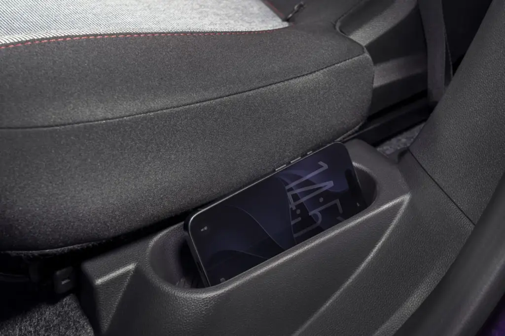 Nissan presenta el nuevo PIXO, su eléctrico urbano de acceso 20 Motor16 NISSAN PIXO 16 Motor16