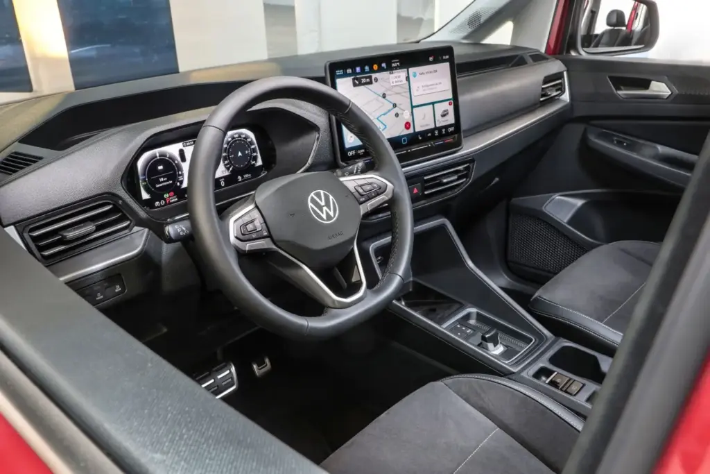 Volkswagen arranca la producción del nuevo Caddy 2 Motor16 NUEVO VOLKSWAGEN CADDY 2027 21 Motor16