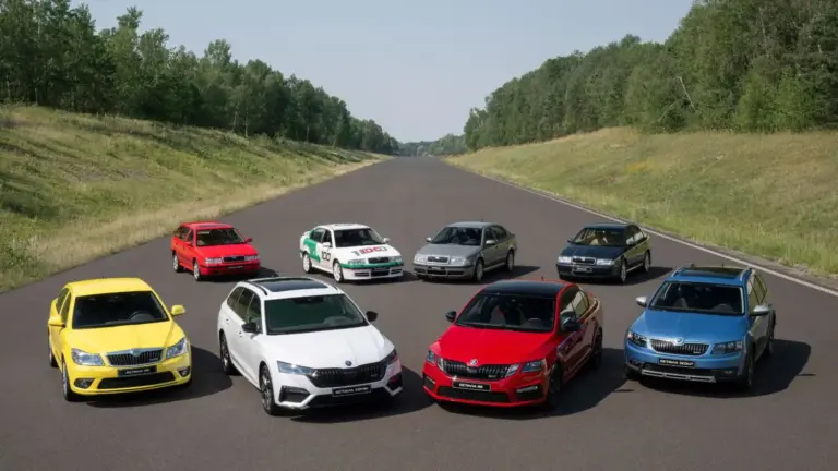 Los 8 millones de Škoda Octavia en sus 30 años de vida y las versiones más peculiares: GLC, gas natural, híbrido y un récord de 365 km/h
