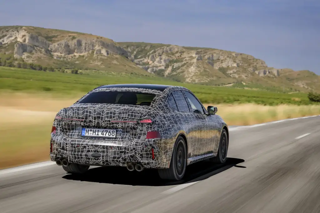 El nuevo BMW Serie 3 entra en su recta final 5 Motor16 Nuevo BMW Serie 3 camuflado 2 Motor16