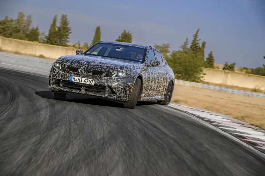 El nuevo BMW Serie 3 entra en su recta final 10 Motor16 Nuevo BMW Serie 3 camuflado 7 Motor16
