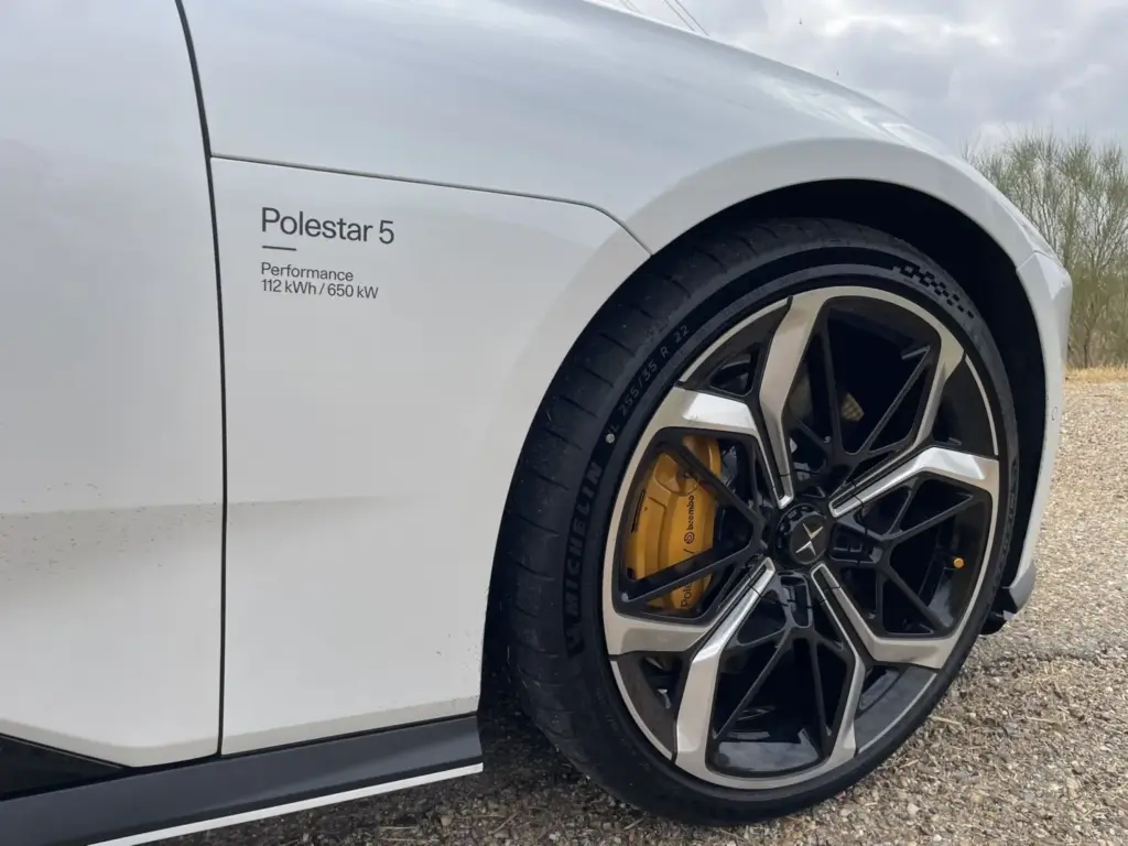 Probamos el Polestar 5: un suave vendaval del norte 3 Motor16 Polestar 5