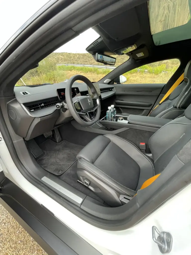 Probamos el Polestar 5: un suave vendaval del norte 22 Motor16 POLESTAR 5 TOMA DE CONTACTO 13 Motor16