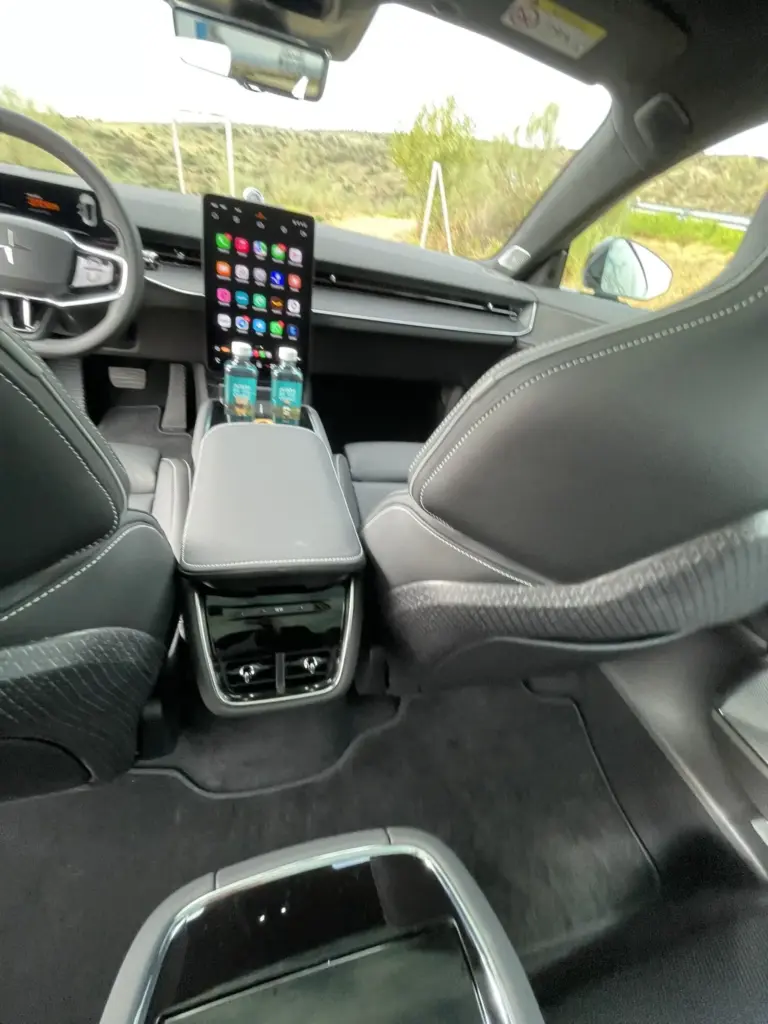 Probamos el Polestar 5: un suave vendaval del norte 27 Motor16 POLESTAR 5 TOMA DE CONTACTO 18 Motor16